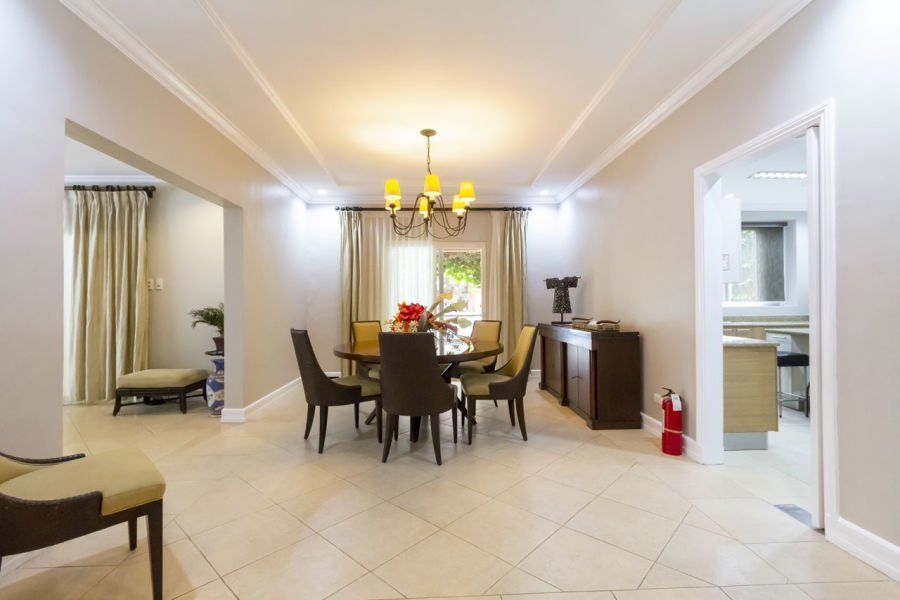 4 Bedroom House for Rent in Maria Luisa Park.03