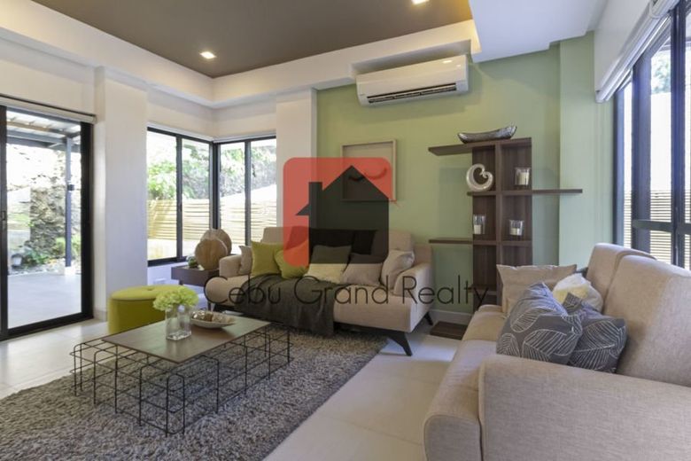 Modern 3 Bedroom House for Rent in Maria Luisa Park.01