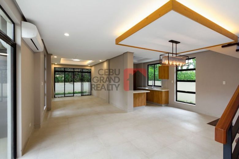 Brand New 3 Bedroom House for Rent in Maria Luisa Park.01