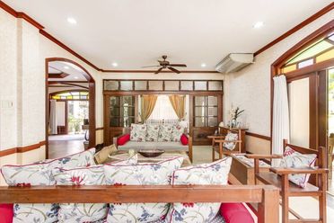 4 Bedroom House for Rent in North Town Homes.02