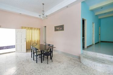 4 Bedroom House with Swimming Pool for Rent in Maria Luisa P.02