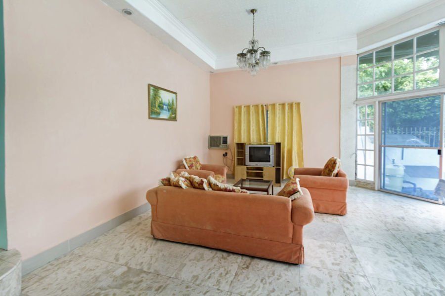 4 Bedroom House with Swimming Pool for Rent in Maria Luisa P.03