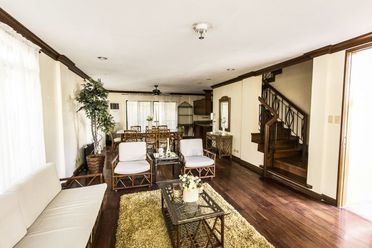 Furnished 3 Bedroom House for Rent in Banilad.02