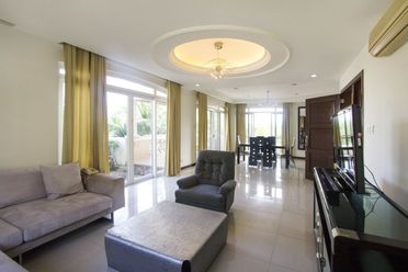"5 BR House for sale in Cebu City, Cebu."02