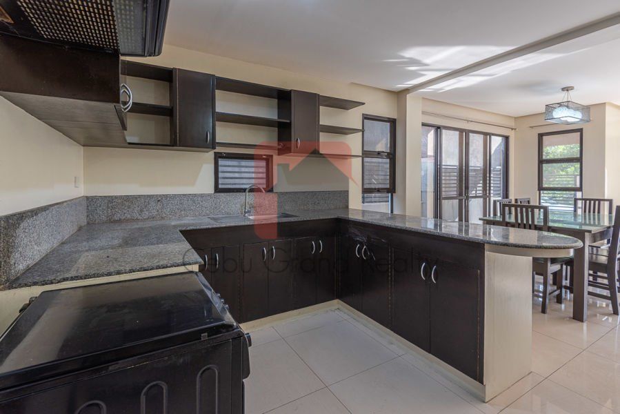 3 Bedroom House for Rent in Talamban.03