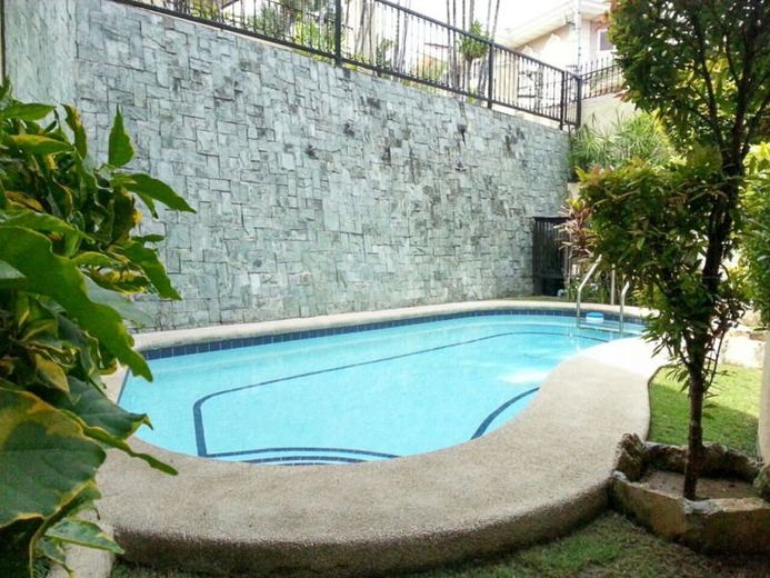 3 Bedroom House for Rent in Cebu Maria Luisa Park.01