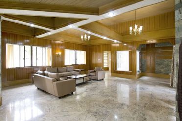 4 Bedroom House with Swimming Pool for Rent in Lahug.02