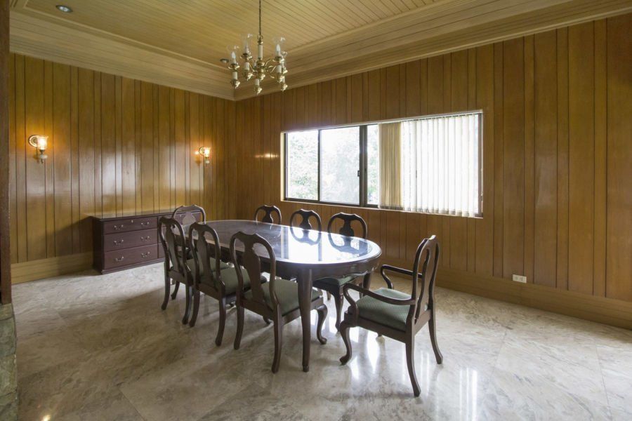 4 Bedroom House with Swimming Pool for Rent in Lahug.04