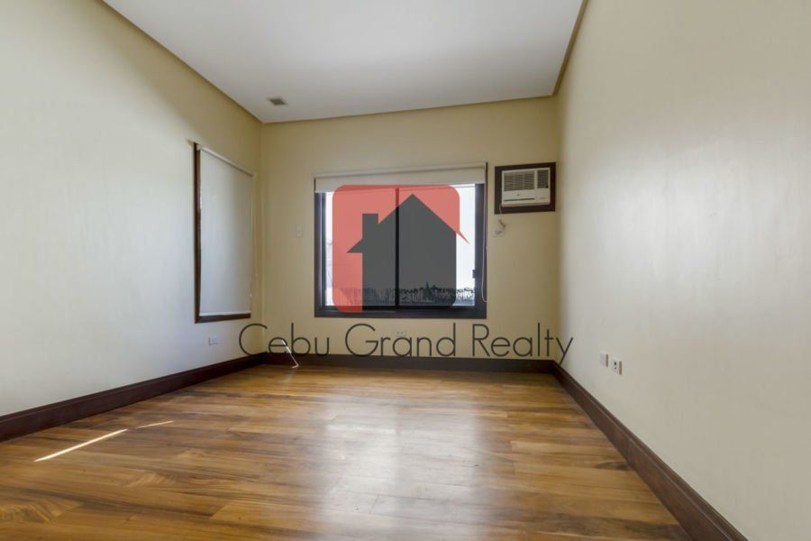 Modern 4 Bedroom House for Rent near Cebu IT Park.03