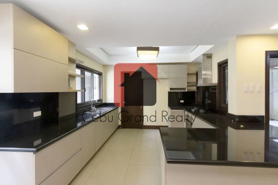 Modern 4 Bedroom House for Rent near Cebu IT Park.04