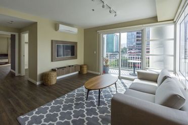 Modern 2 Bedroom Condo for Rent in Cebu Business Park.02