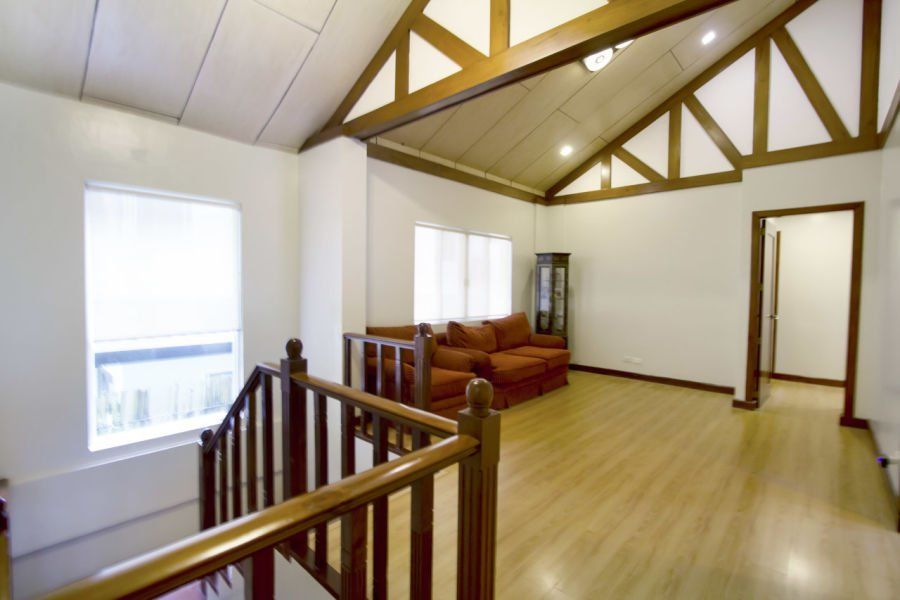 4 Bedroom House for Rent in Maria Luisa Park.03