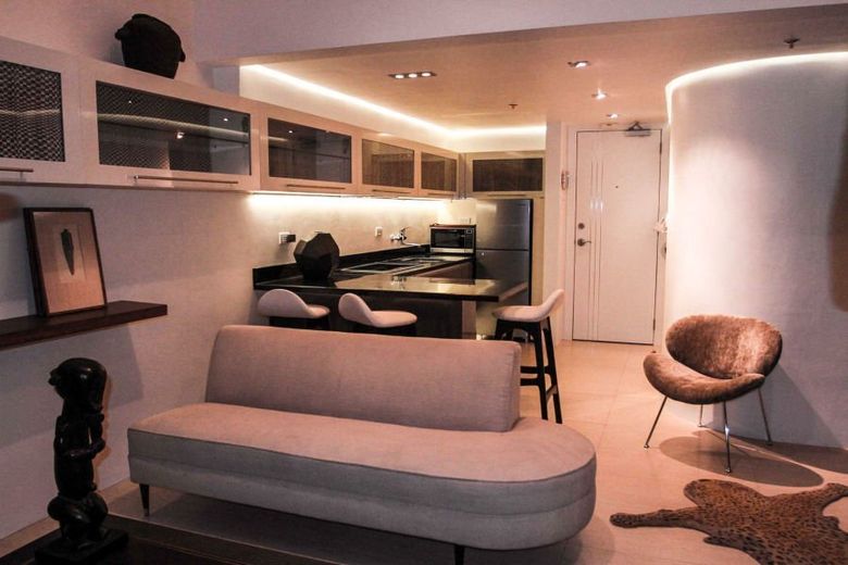 Designer Penthouse Loft Condo for Rent in Cebu Capitol Site.01