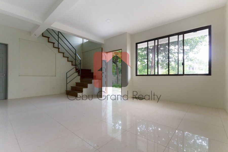 New Unfurnished 4 Bedroom Duplex House for Rent in Banilad.03