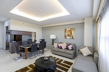 Renovated 2 Bedroom Condo for Rent in Cebu Business Park.02