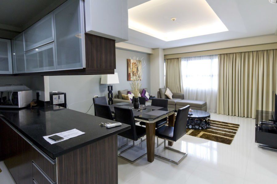 Renovated 2 Bedroom Condo for Rent in Cebu Business Park.03