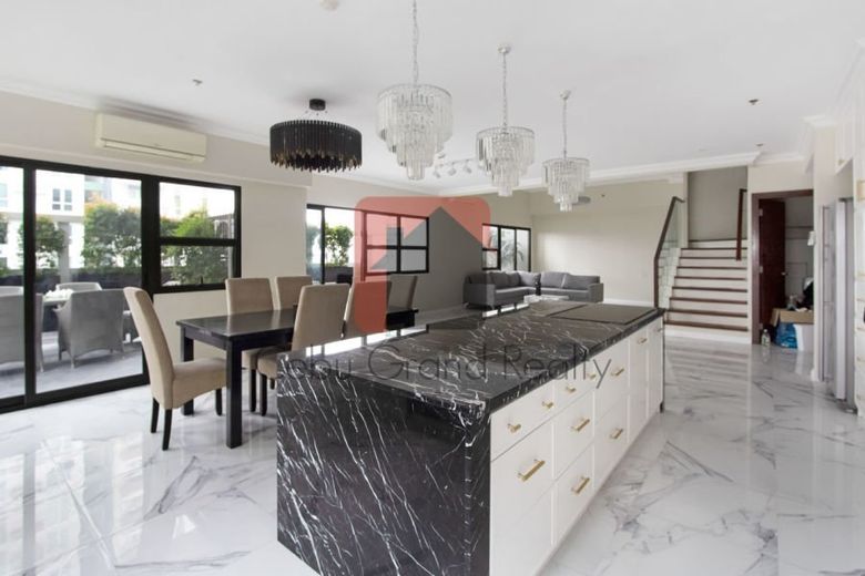 Spacious 3 Bedroom Bi-Level Penthouse for Rent in Cebu Business Park.01
