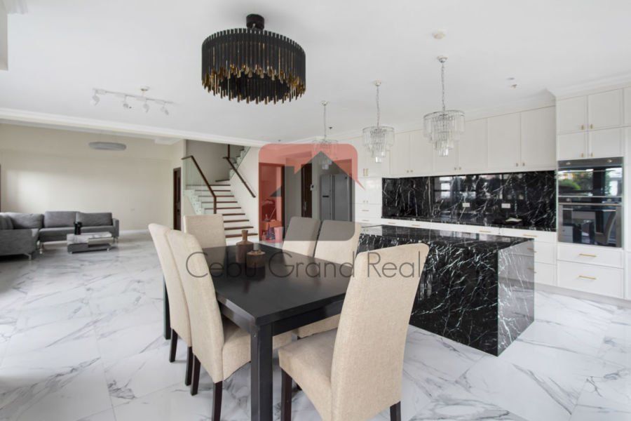 Spacious 3 Bedroom Bi-Level Penthouse for Rent in Cebu Business Park.04