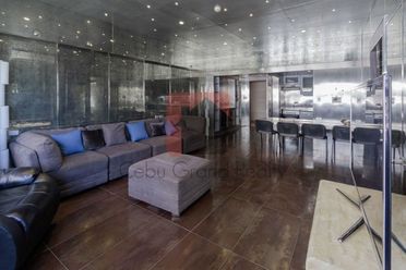 Modern 3 Bedroom Condo for Rent in Avalon Condominium.02