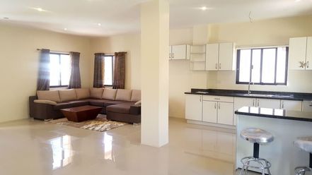 4 Bedroom House for Rent in Talamban.02