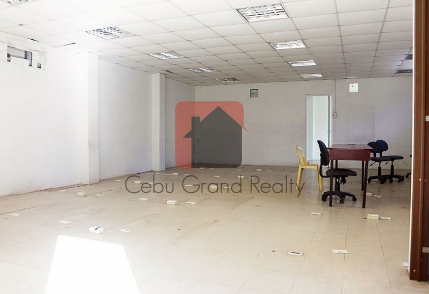 23 Room House for Rent Ideal for ESL School / Apartment Building.03