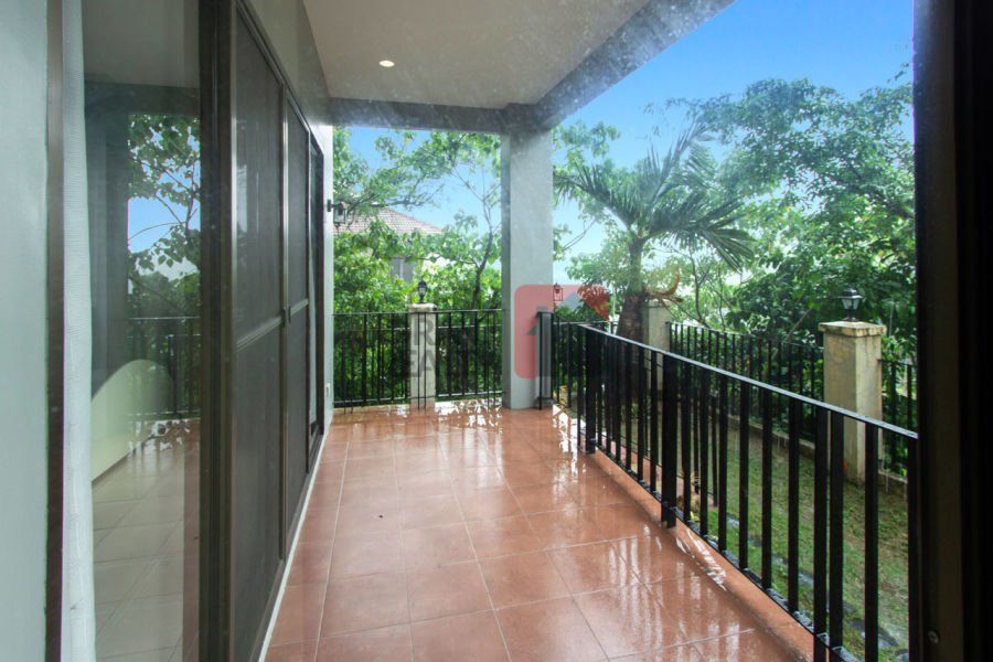 4 Bedroom House for Rent in Maria Luisa Park.03