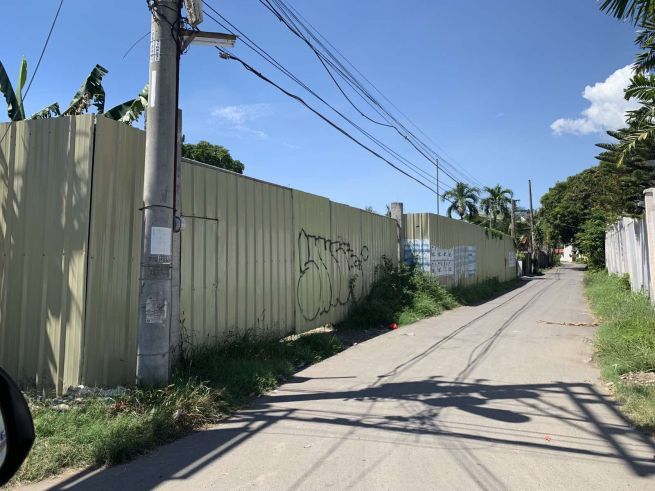 Lot for lease w/ perimeter fenced at uldog street talisay04