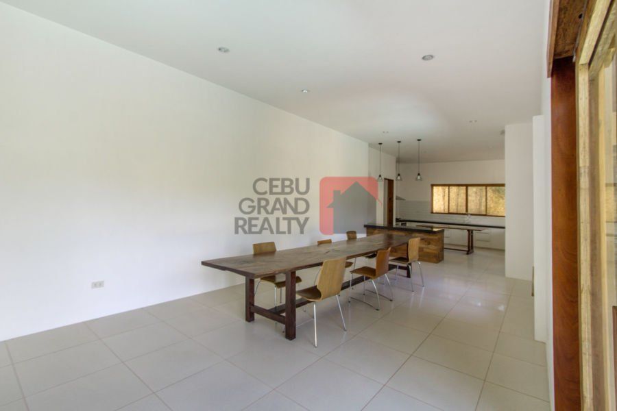 5 Bedroom House for Rent in North Town Homes.04