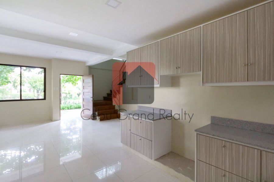 New Unfurnished 4 Bedroom Duplex House for Rent in Banilad.03