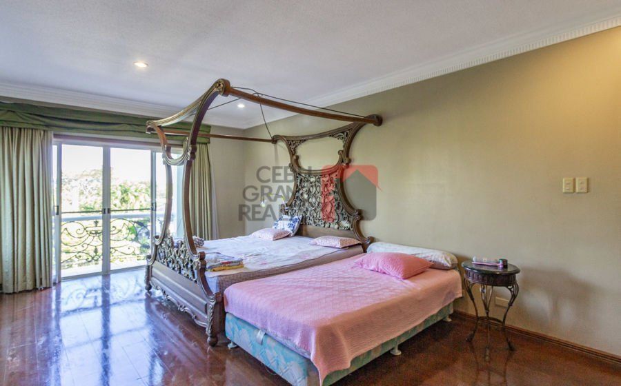 Spacious 4 Bedroom House for Rent in North Town Homes.04