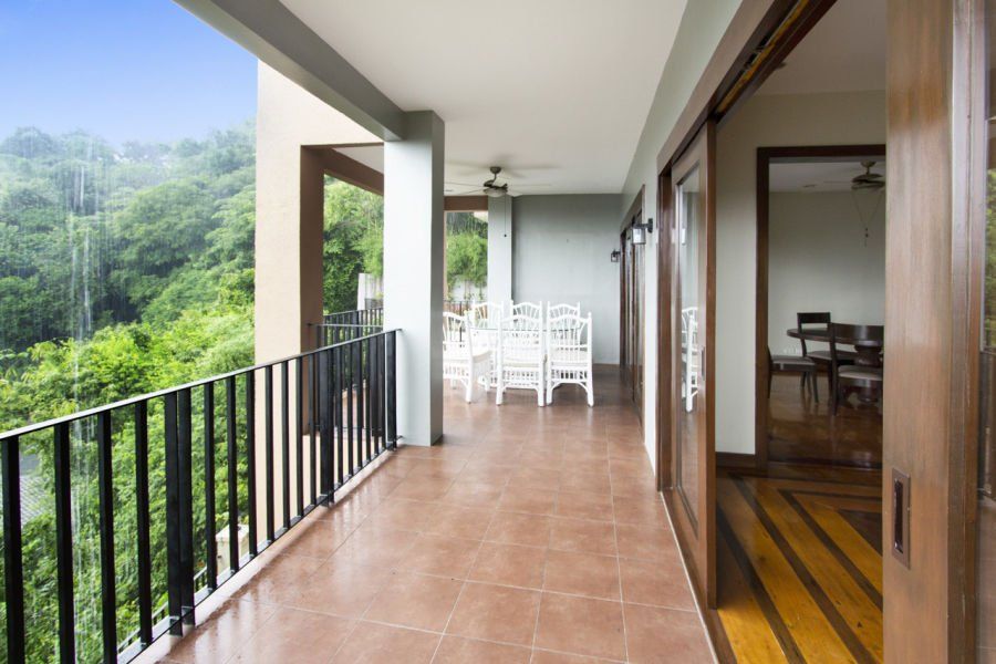 4 Bedroom House for Rent in Maria Luisa Park.04