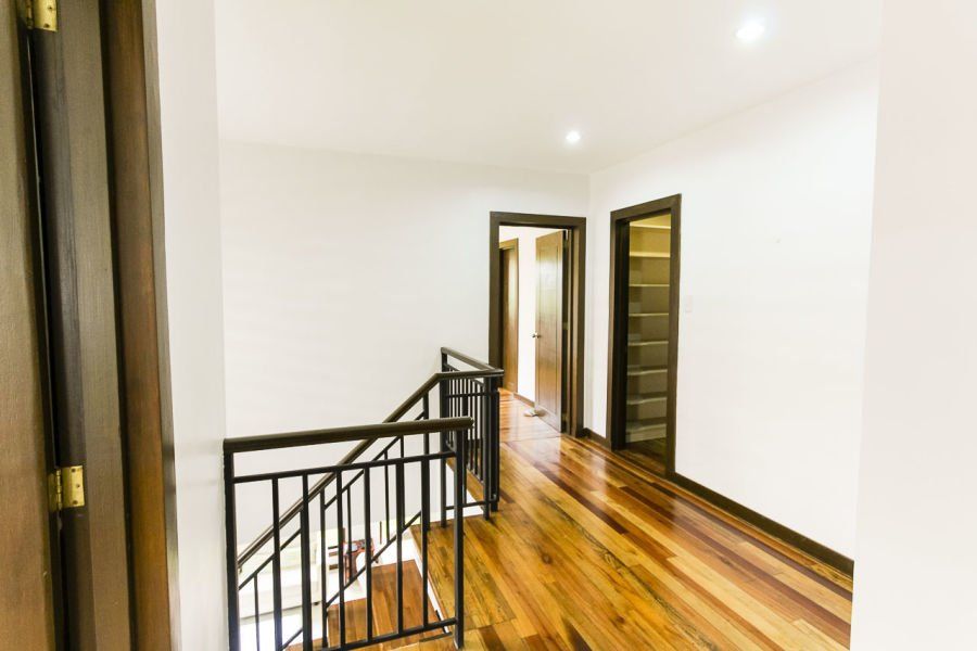 Semi-Furnished 4 Bedroom House for Rent in Banilad.03