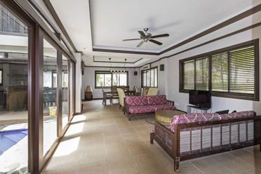 4 Bedroom House for Rent in Maria Luisa Cebu City.02