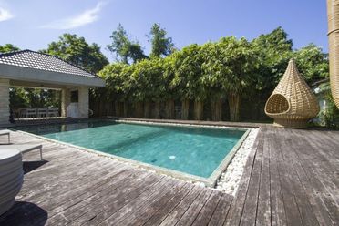 Luxury House for Rent in Maria Luisa Park.02