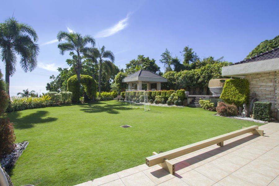 Luxury House for Rent in Maria Luisa Park.03