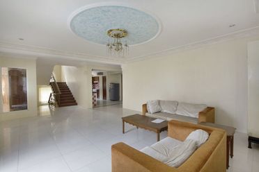 5 Bedroom House for Rent in Banilad.02
