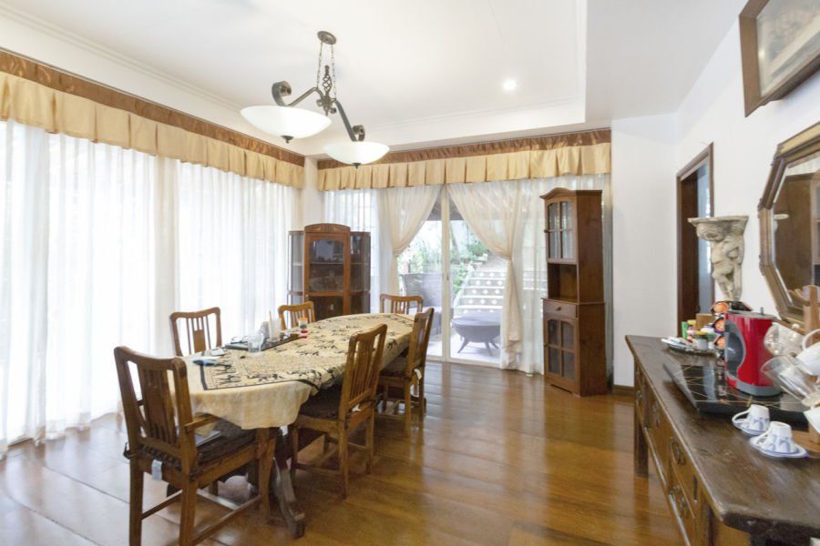 4 Bedroom House for Rent in Maria Luisa Park.04