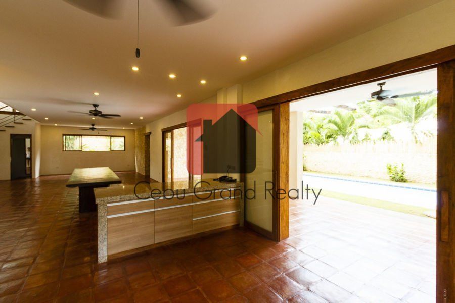 4 Bedroom House for Rent in North Town Homes.03
