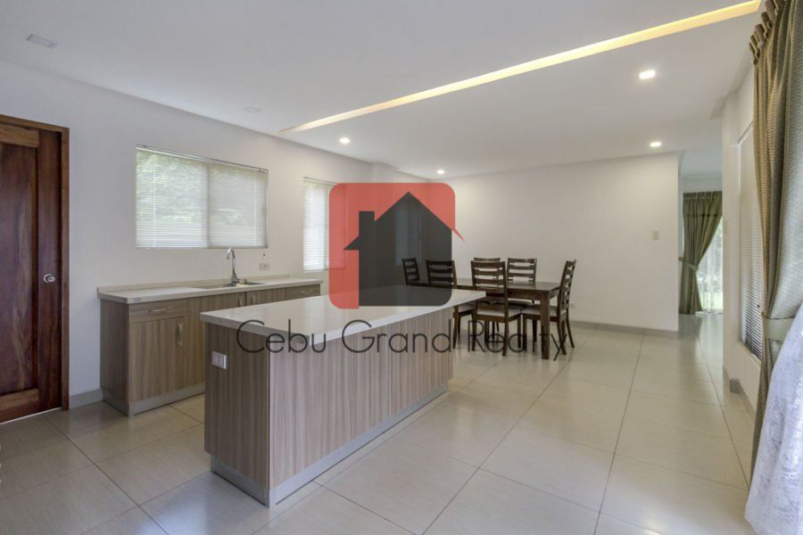 3 Bedroom House for Rent in Maria Luisa Park.03