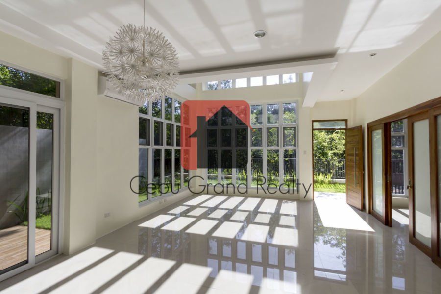 5 Bedroom House for Rent in Maria Luisa Park.04