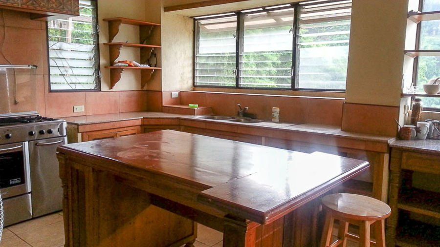 5 Bedroom House for Rent in Cebu Maria Luisa Park.03
