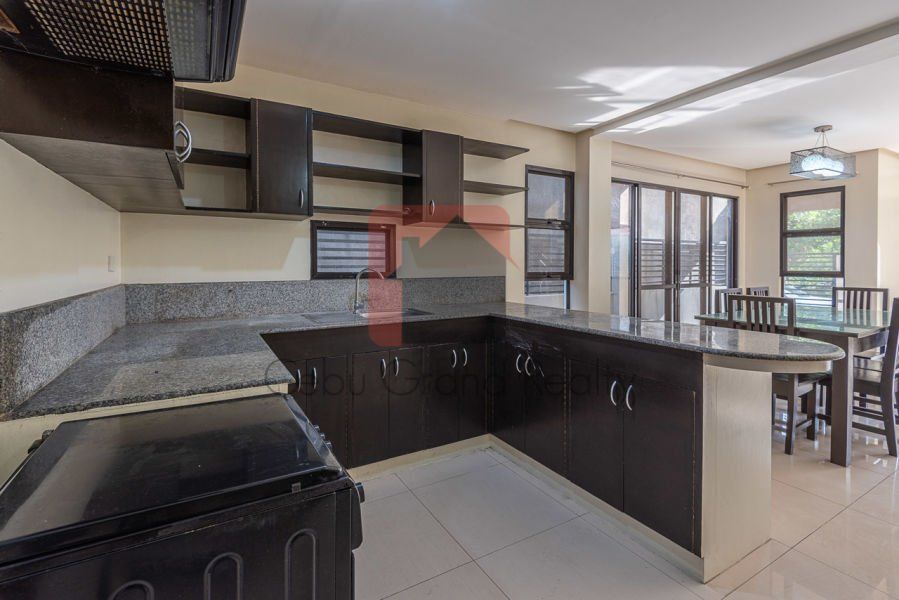 3 Bedroom House for Rent in Talamban.03