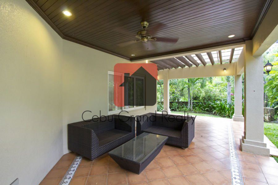Large 3 Bedroom House for Rent in Maria Luisa Park.03