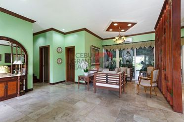Overlooking 3 Bedroom House for Rent in Maria Luisa Park.02