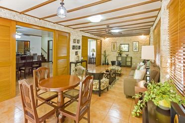 Spacious 8 Bedroom House for Rent in Maria Luisa Cebu City.02