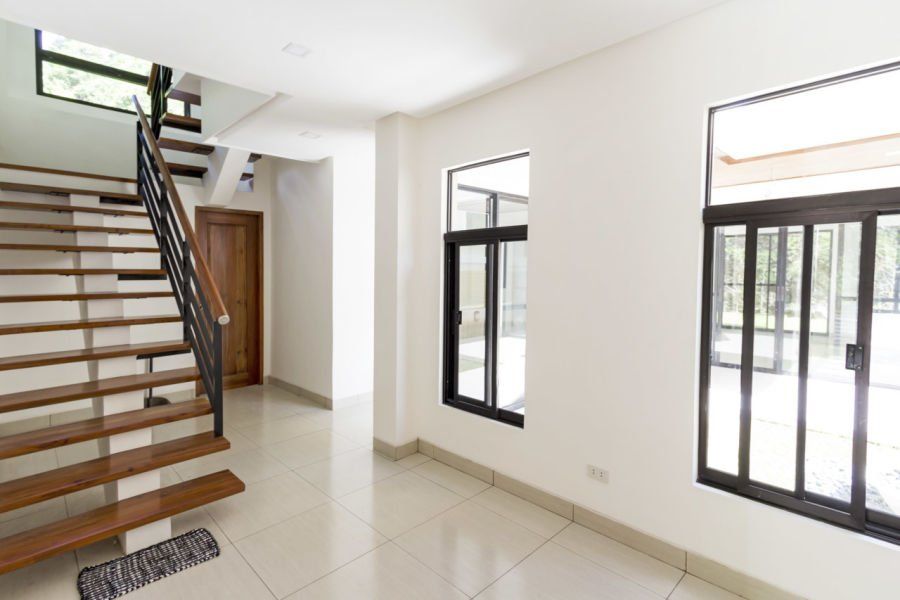 New 3 Bedroom House for Rent in Maria Luisa Park.04
