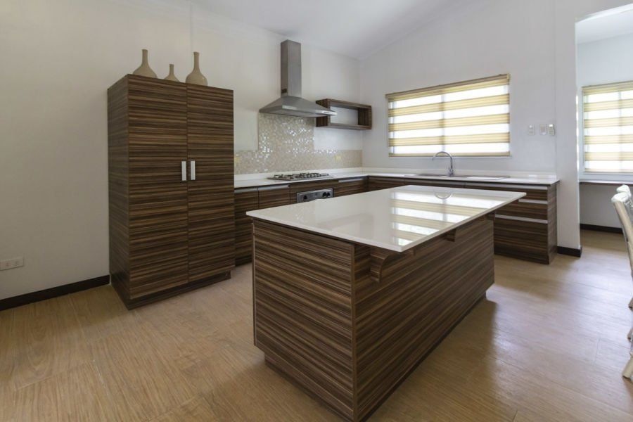 Semi-Furnished 4 Bedroom House for Rent in Talamban.04