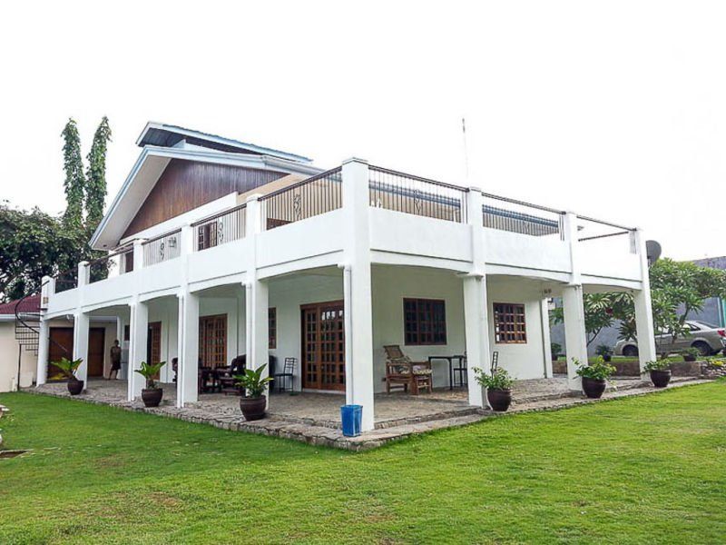 7 Bedroom House with Swimming Pool for Rent in Talamban.04