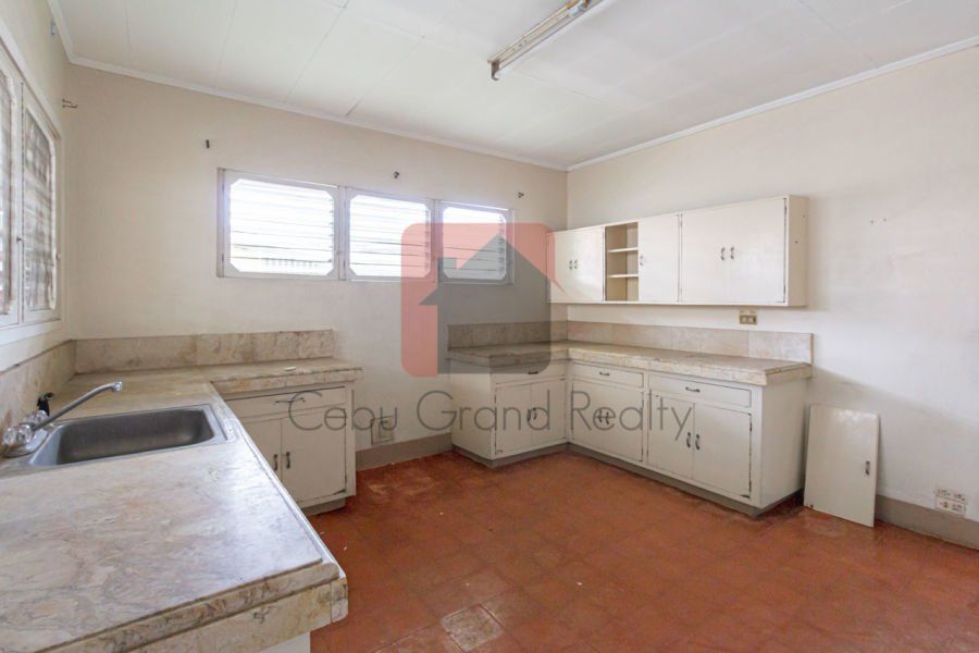 Unfurnished 4 Bedroom House for Rent near Cebu IT Park.03