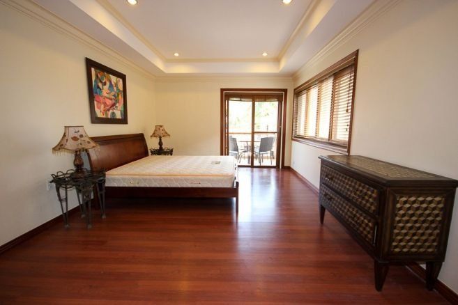 4 Bedroom House for Rent with Swimming Pool in Banilad.03